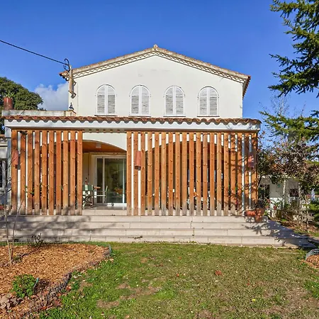 Pet Friendly In With Kitchen Holiday home *